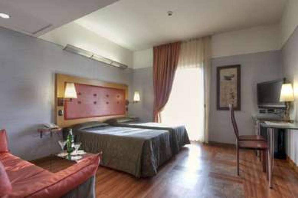 AXYHOTELS INNSTYLE MILANO 4