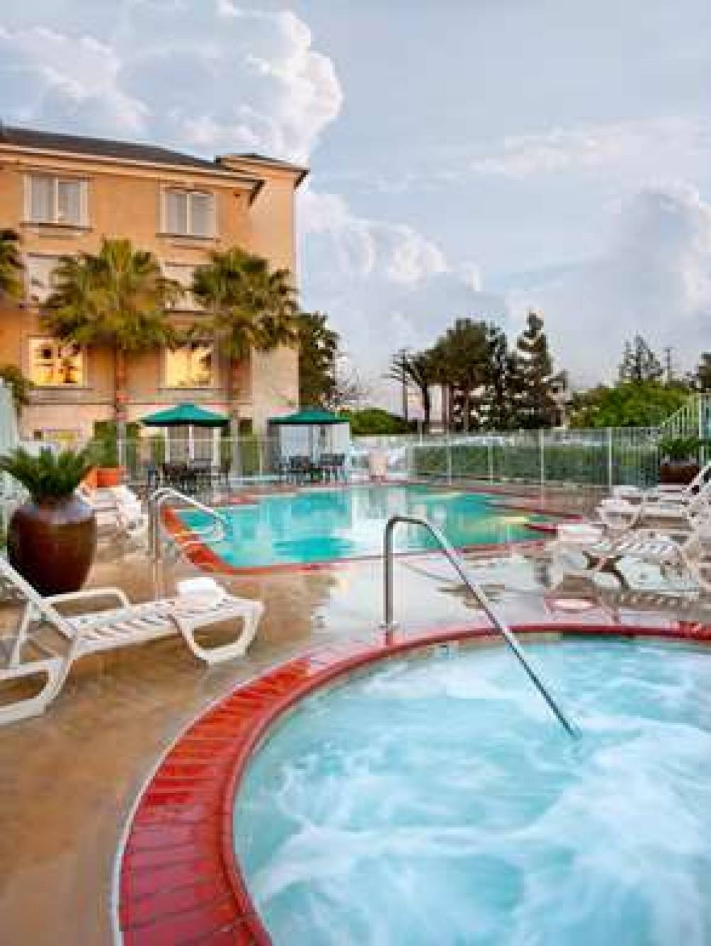 Ayres Hotel Anaheim 7