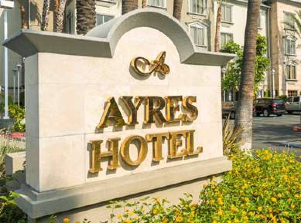 Ayres Hotel Anaheim 1