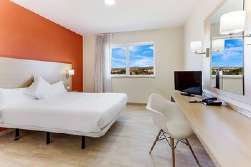 B-B HOTEL MADRID LAS ROZAS 4