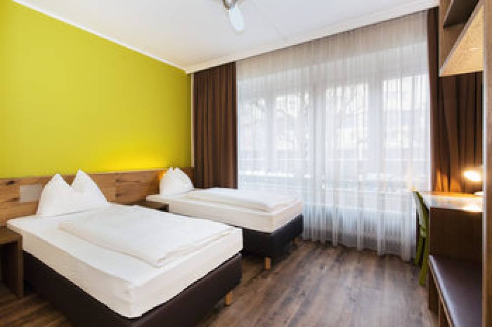 BASIC HOTEL INNSBRUCK 9