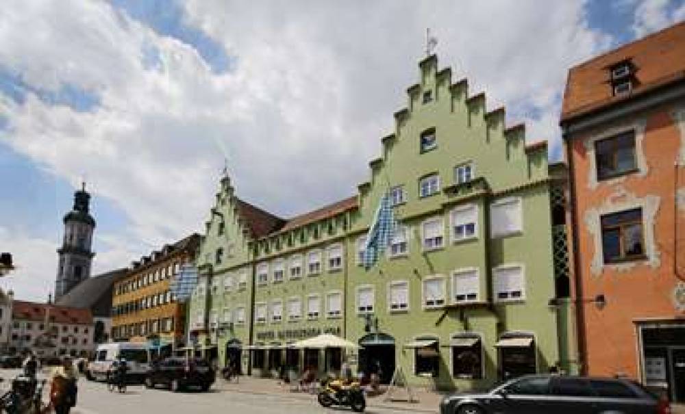 Bayerischer Hof 1