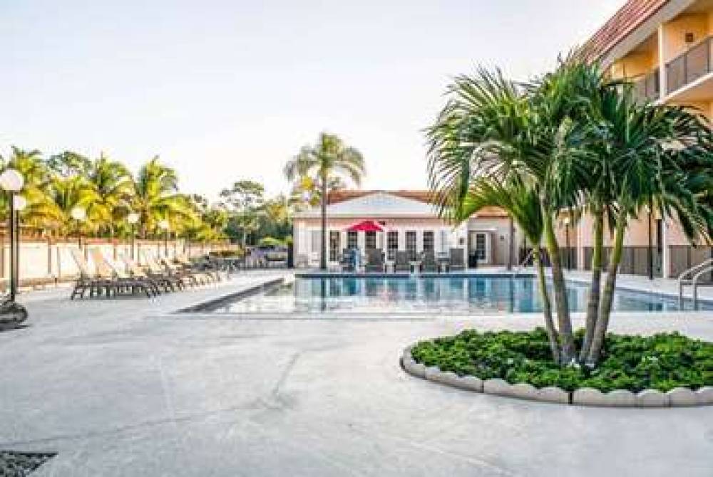 BAYMONT BY WYNDHAM BONITA SPRINGS N 4