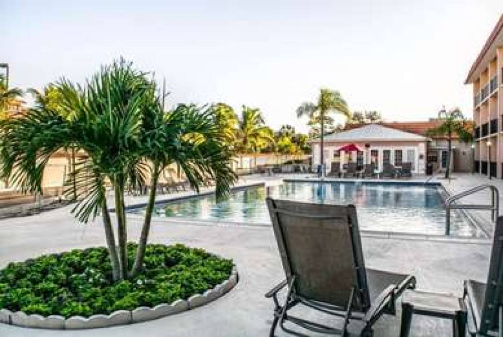 BAYMONT BY WYNDHAM BONITA SPRINGS N 3