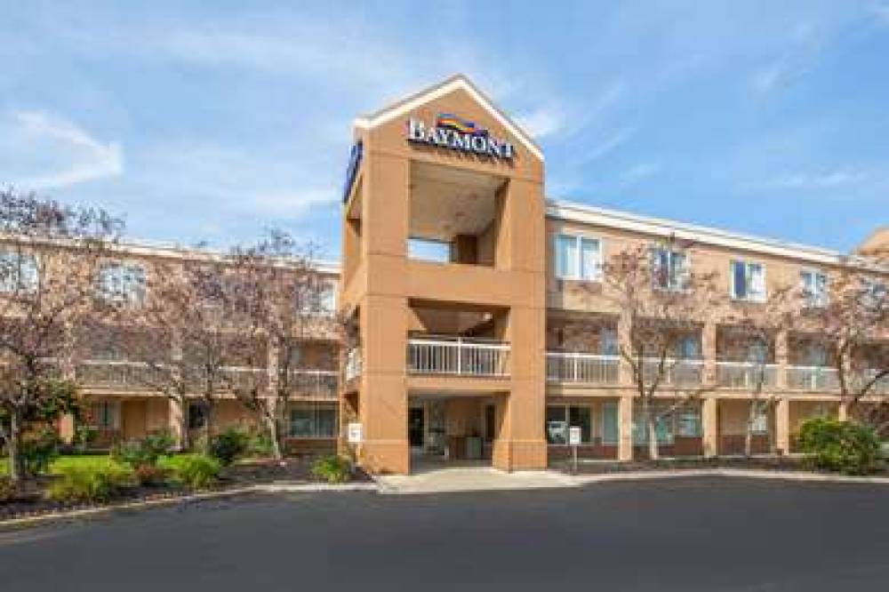 BAYMONT BY WYNDHAM, CANTON 1