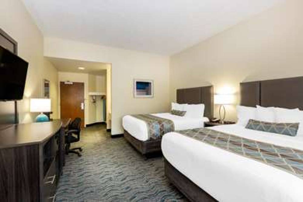 Baymont By Wyndham Des Moines Airport 1