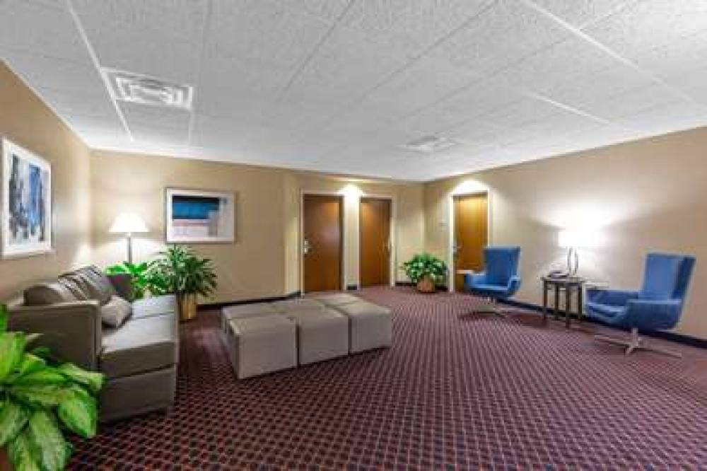 Baymont By Wyndham Des Moines Airport 5