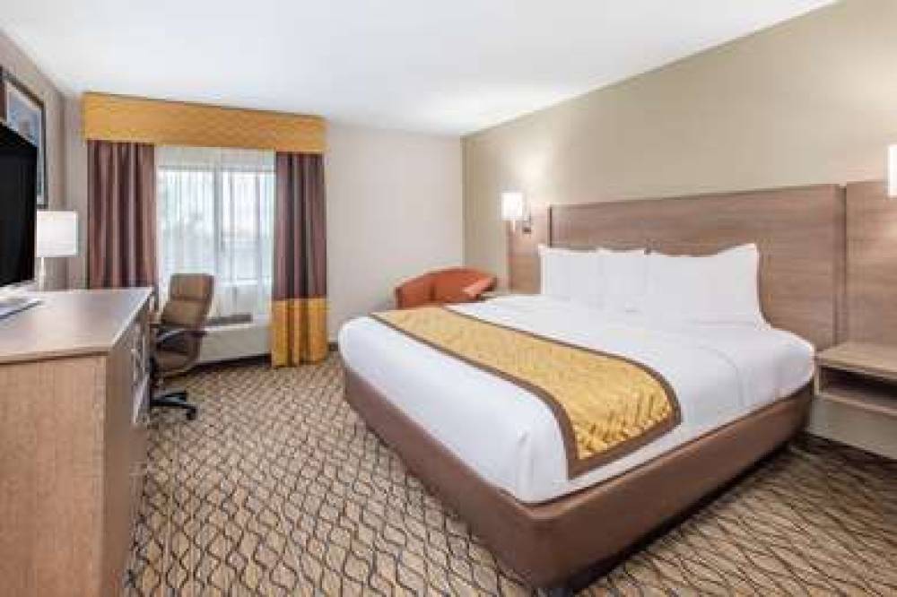 Baymont By Wyndham Grand Rapids Southeast 10