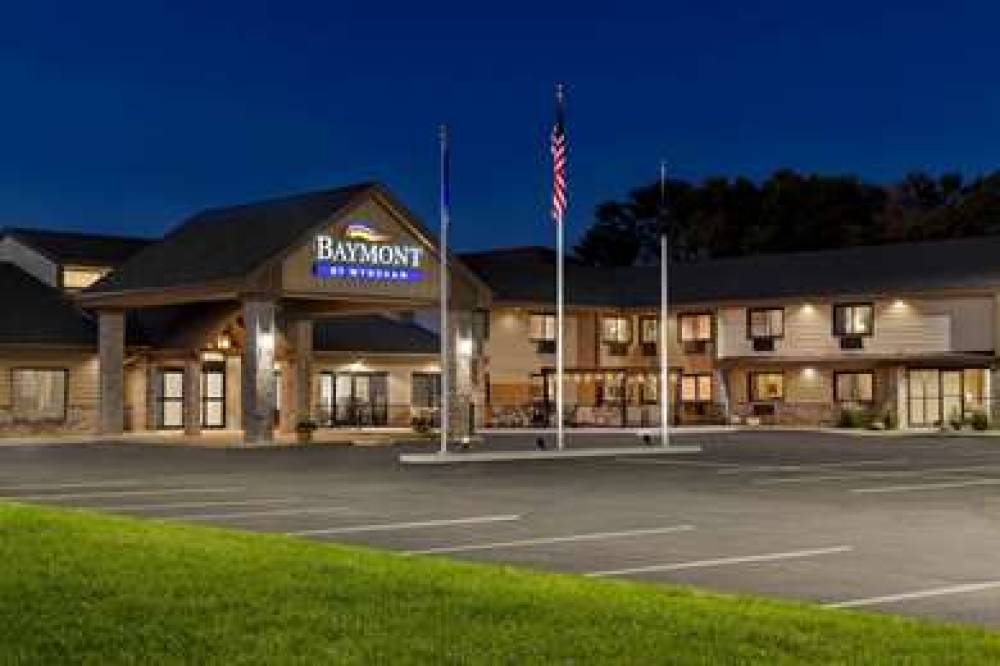 BAYMONT BY WYNDHAM OWATONNA 4