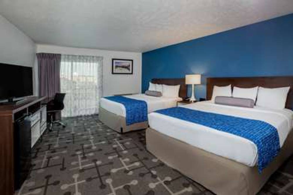 BAYMONT BY WYNDHAM SPOKANE 8