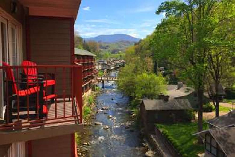 Baymont Gatlinburg On River