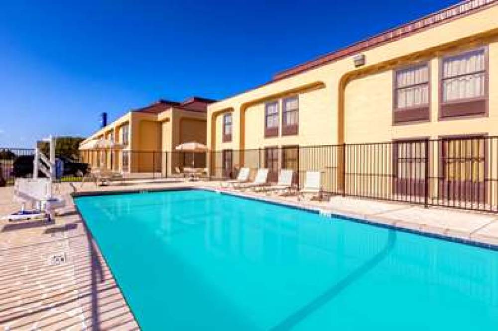 Baymont Inn & Suites Amarillo East 3