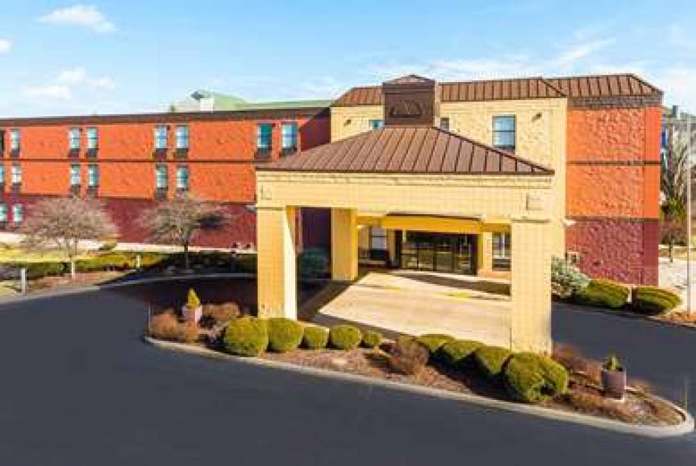 Baymont Inn & Suites By Wyndham Lafayette / Purdue Area 2