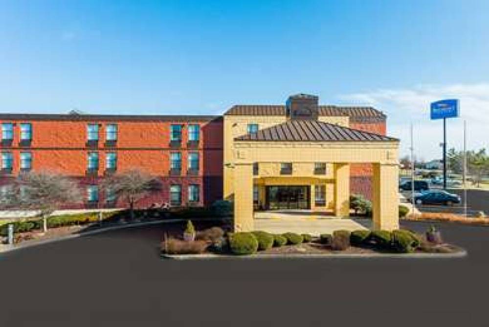 Baymont Inn & Suites By Wyndham Lafayette / Purdue Area