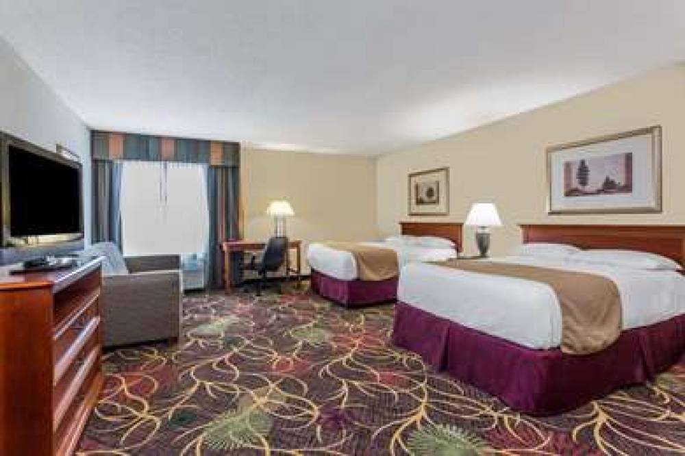 Baymont Inn & Suites Cornelia 10