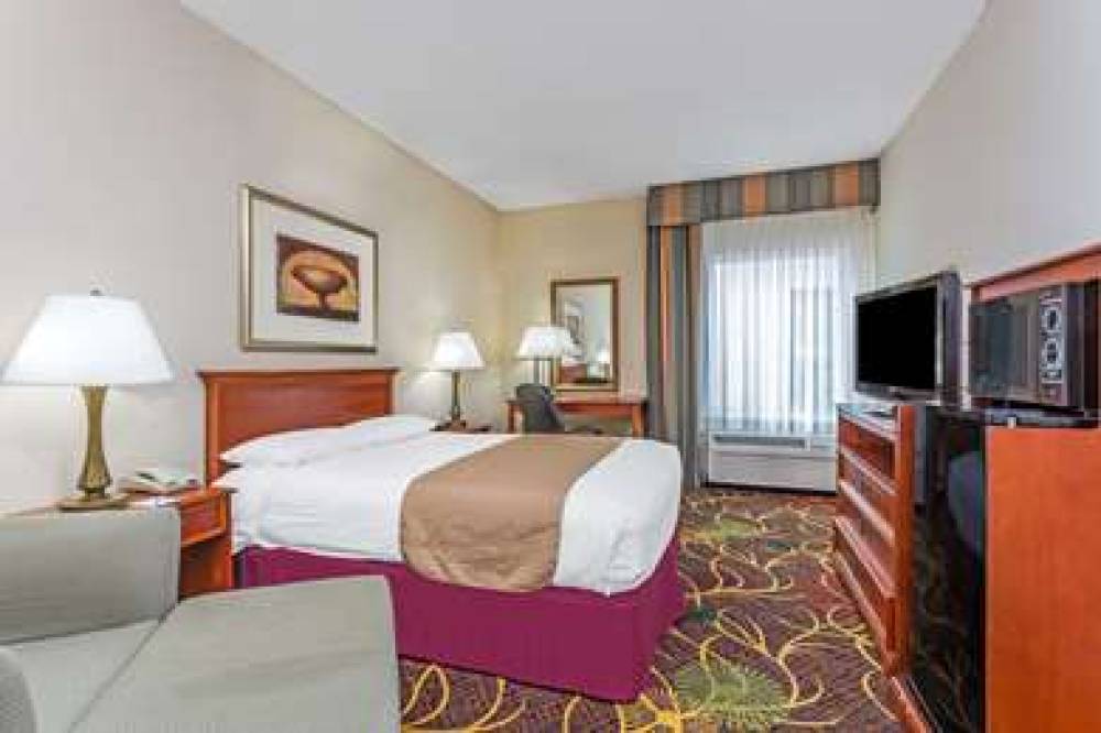 Baymont Inn & Suites Cornelia 6