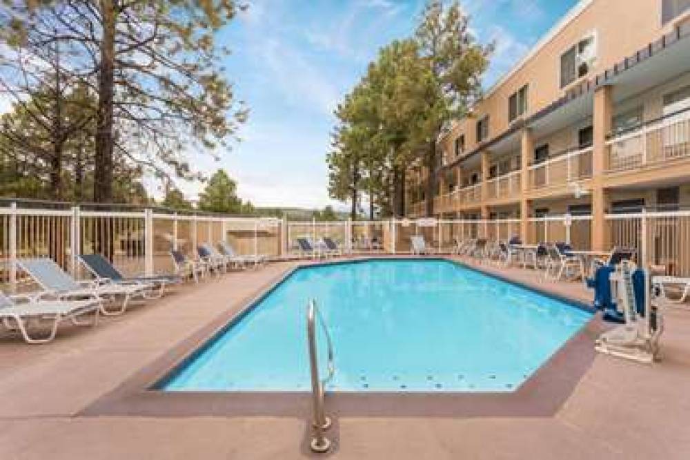 BAYMONT INN & SUITES FLAGSTAFF 6