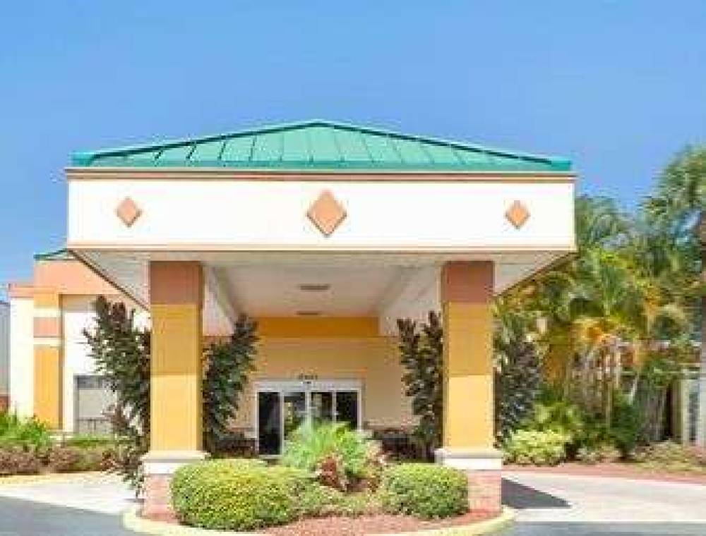 Baymont Inn & Suites Florida Mall 2