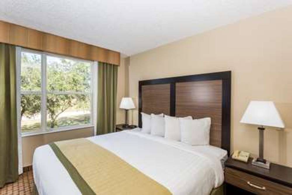 Baymont Inn & Suites Fort Myers Airport 7