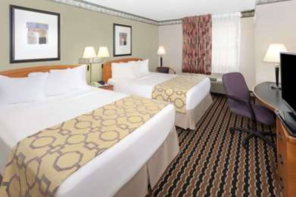 Baymont Inn & Suites Fort Wayne 8