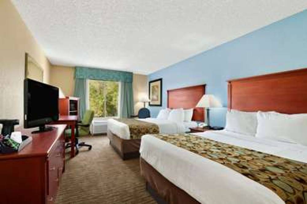 Baymont Inn & Suites Gainesville 10