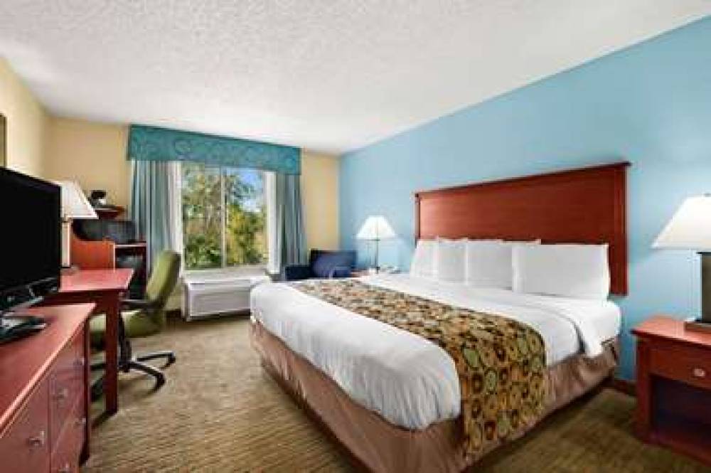 Baymont Inn & Suites Gainesville 7