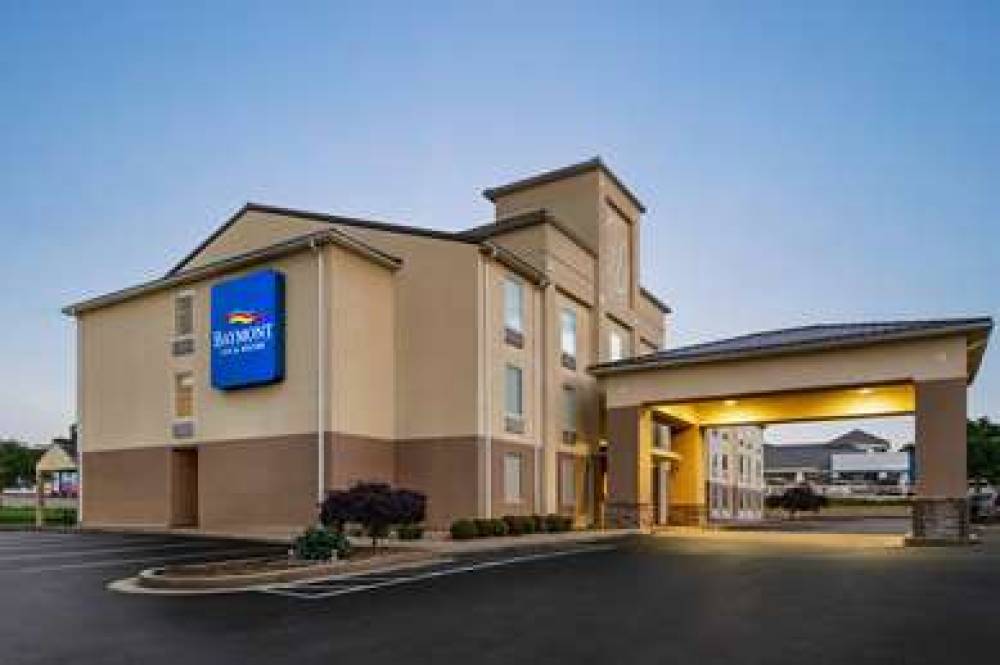 Baymont Inn & Suites Georgetown 2