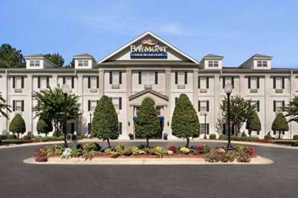 Baymont Inn & Suites Henderson Oxford 1