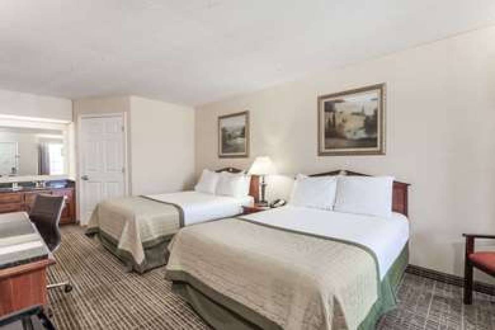 Baymont Inn & Suites Hickory 6