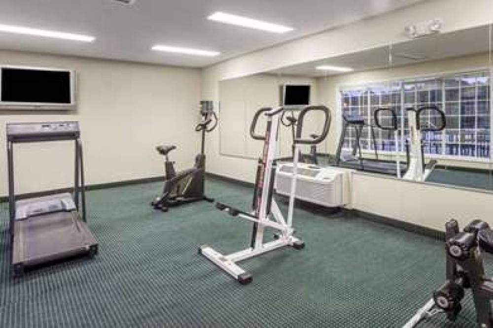 Baymont Inn & Suites Hickory 5