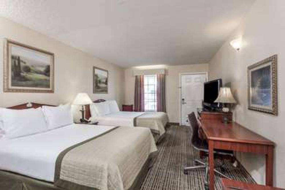 Baymont Inn & Suites Hickory 10