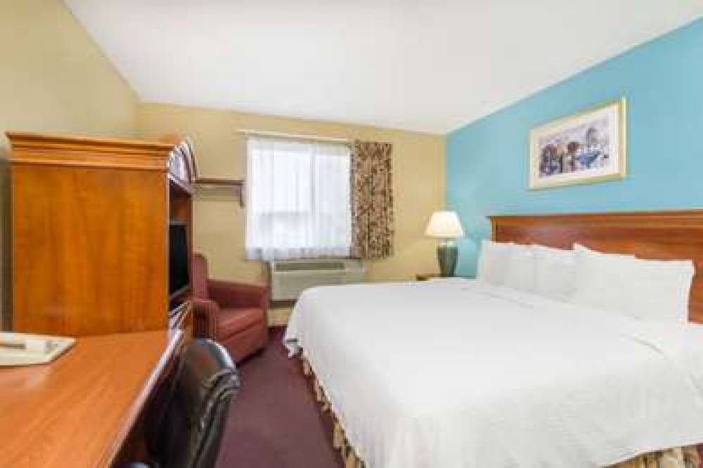 Baymont Inn & Suites Huber Heights Dayton 9