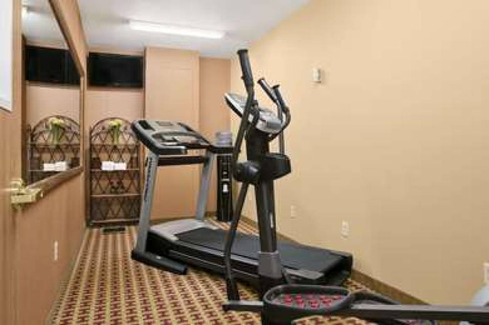 Baymont Inn & Suites Jacksonville 4