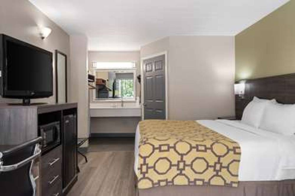 Baymont Inn & Suites Kingsland 10