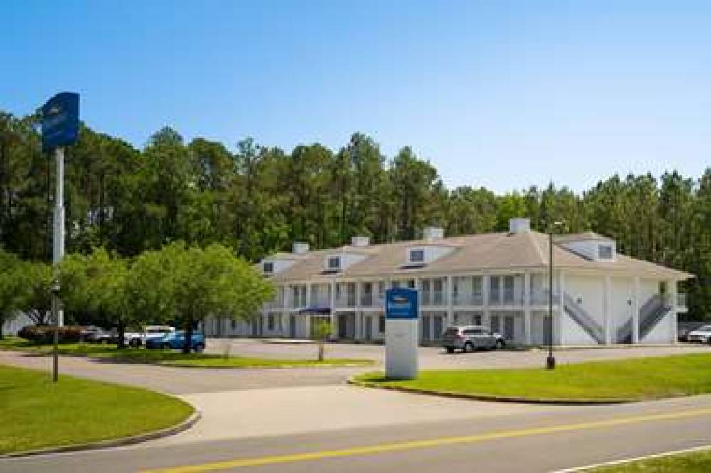 Baymont Inn & Suites Kingsland 1