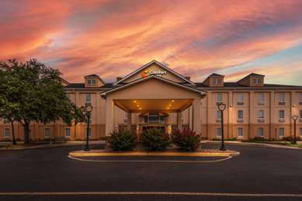 Baymont Inn & Suites Lafayette Airport 3