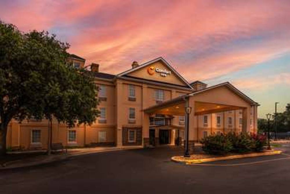 Baymont Inn & Suites Lafayette Airport 4