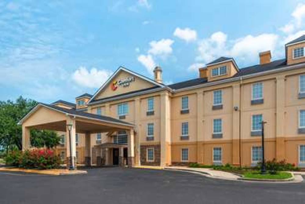 Baymont Inn & Suites Lafayette Airport 1