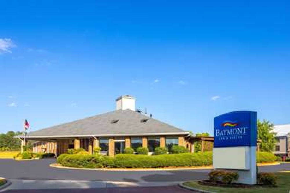 Baymont Inn & Suites LaGrange 3