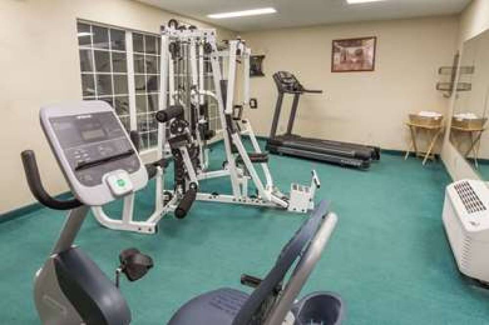 Baymont Inn & Suites Lakeland 6