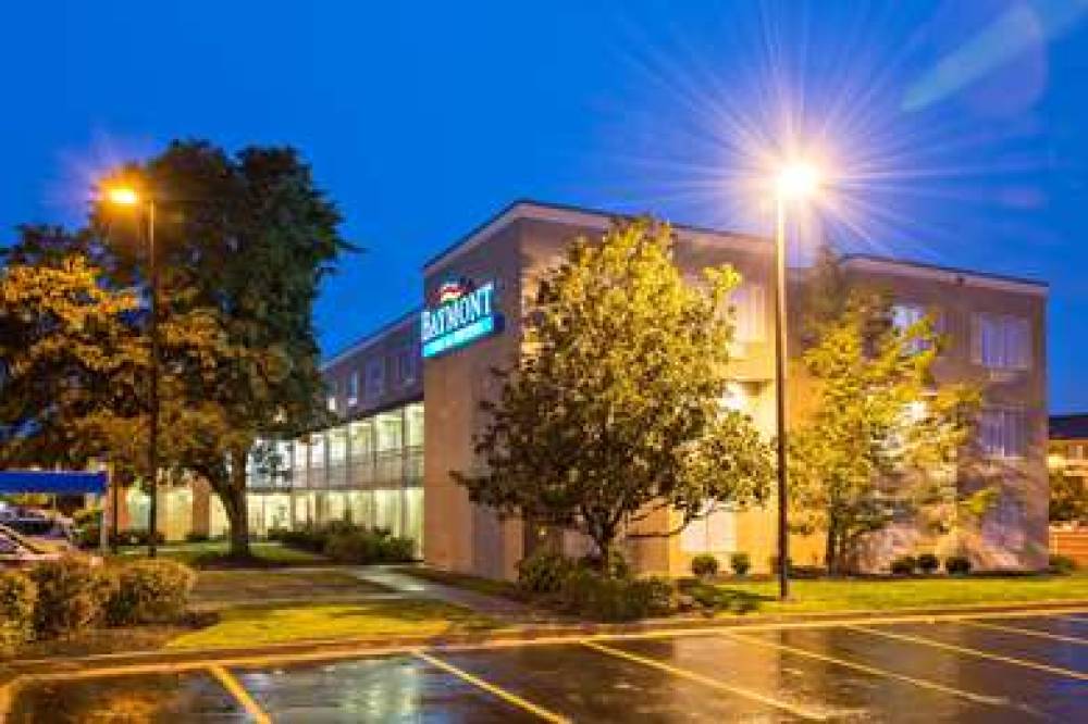 Baymont Inn & Suites Louisville East 1