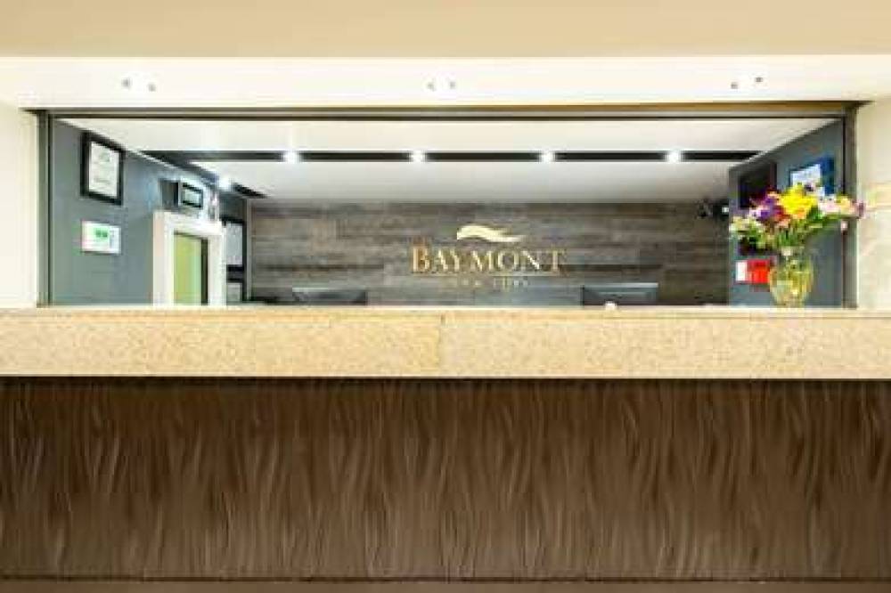 Baymont Inn & Suites Louisville East 3