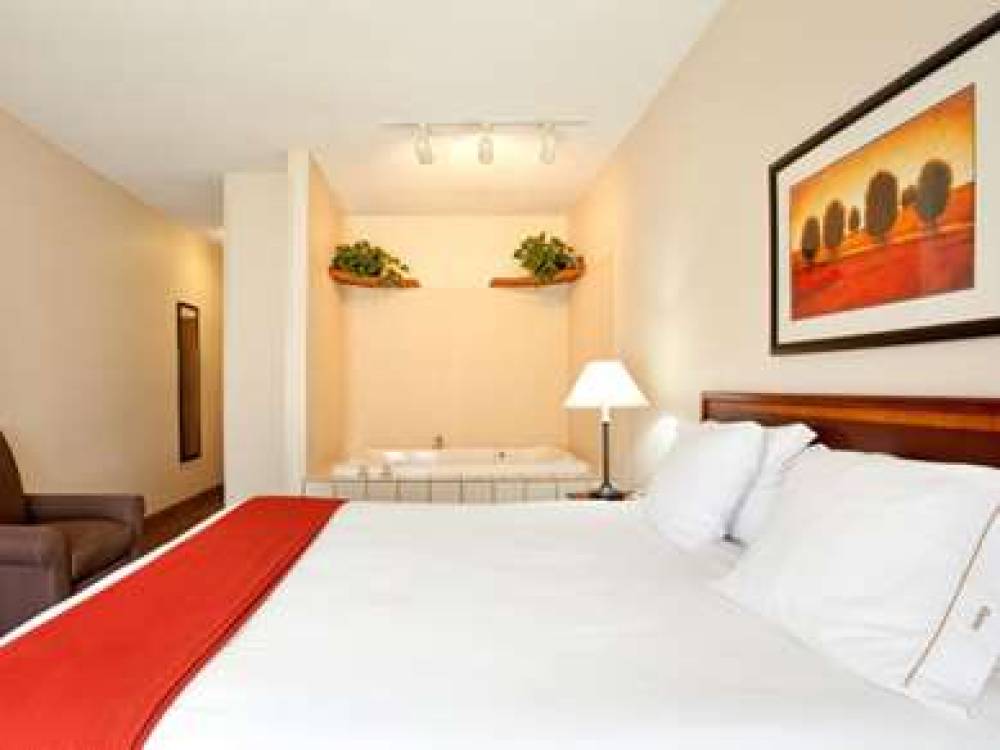 BAYMONT INN & SUITES MERRILLVILLE 7