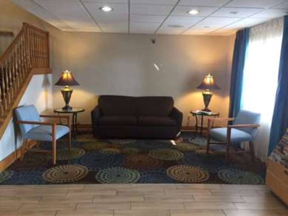 BAYMONT INN & SUITES MISHAWAKA 3