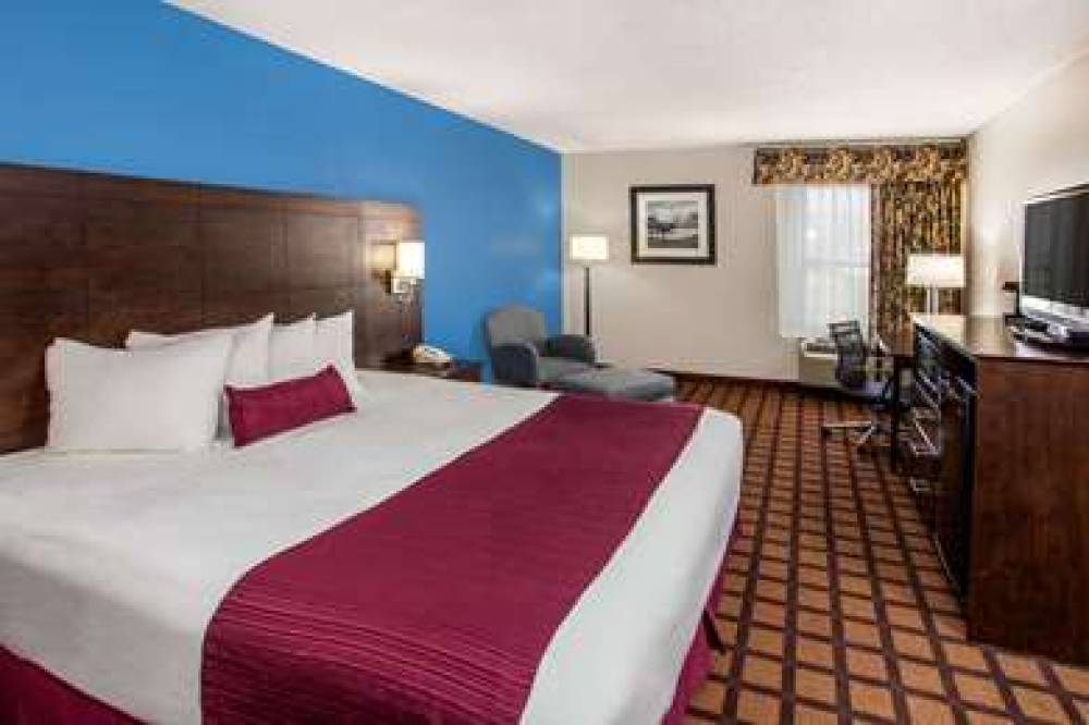 Baymont Inn & Suites Morton 10