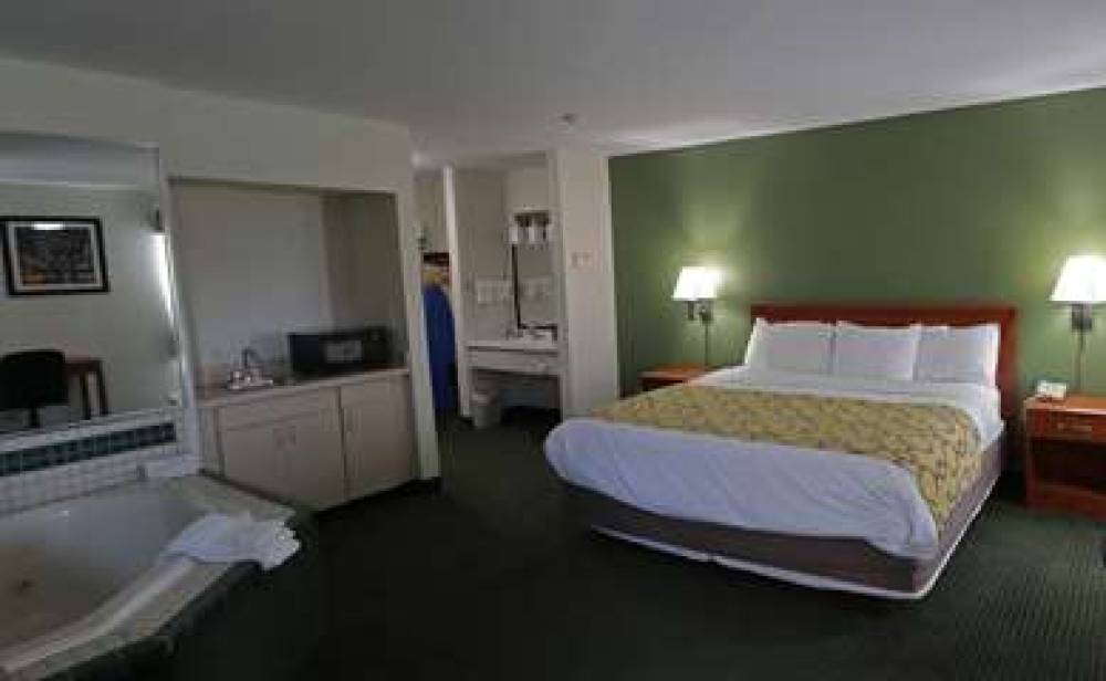 Baymont Inn & Suites Oxford 6