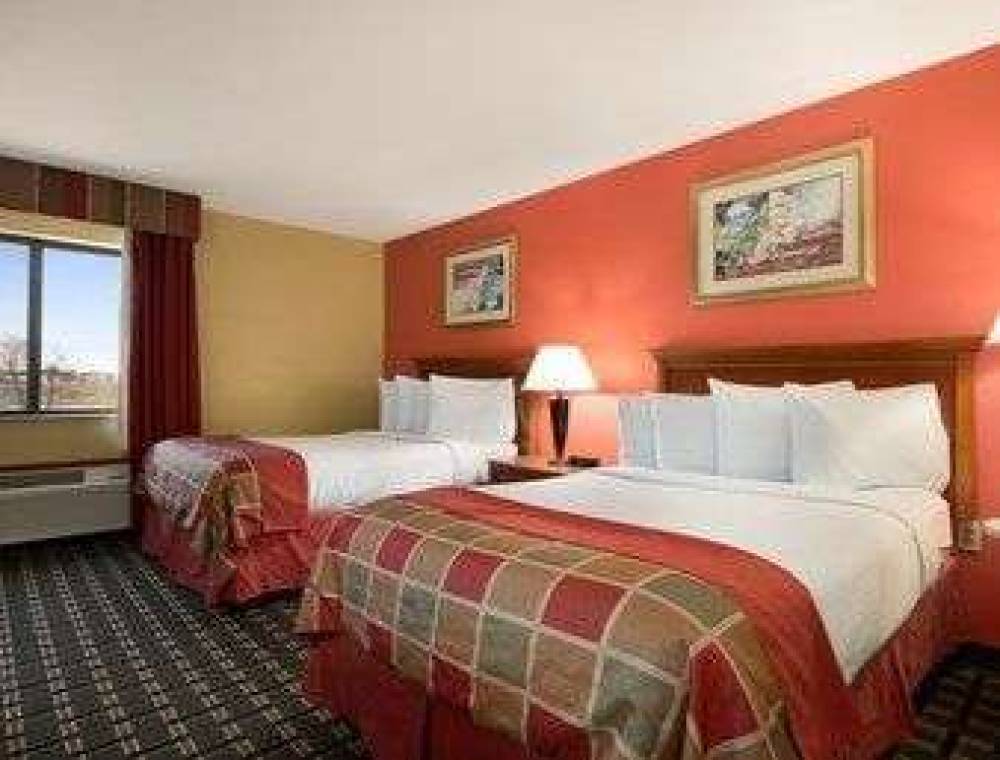 Baymont Inn & Suites Springfield 5