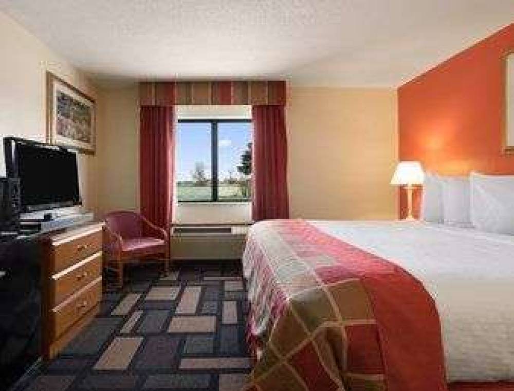 Baymont Inn & Suites Springfield 7