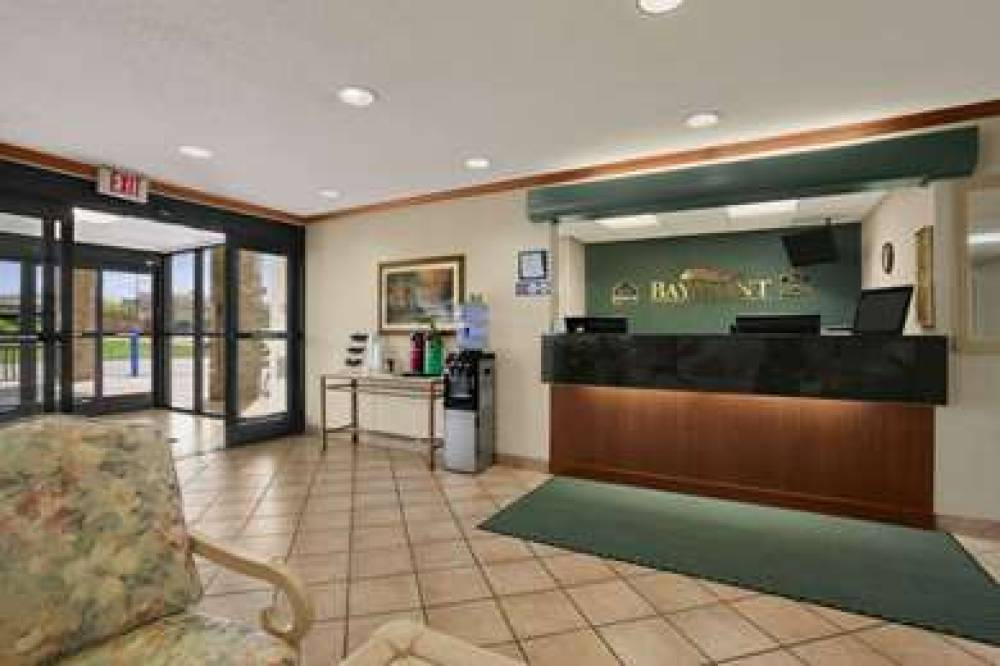 Baymont Inn & Suites Sullivan 2