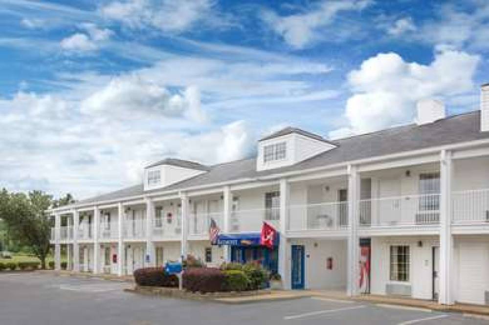 Baymont Inn & Suites Tuscaloosa